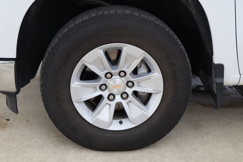 Used 2025 Chevrolet Silverado 1500 LT RWD image 29