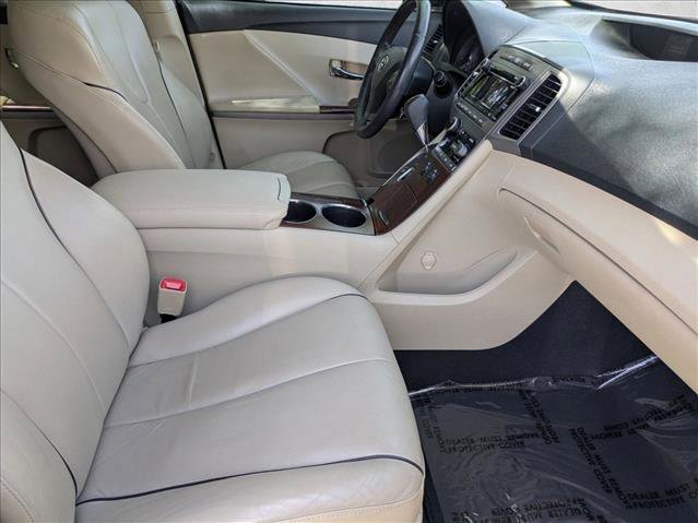 Used 2010 Toyota Venza image 15