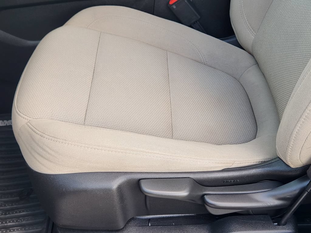 Used 2023 Chevrolet Traverse LS FWD image 26