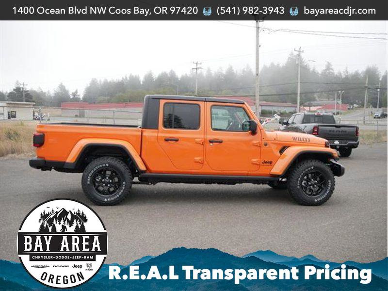 New 2025 Jeep Gladiator Willys AWD/4WD image 6