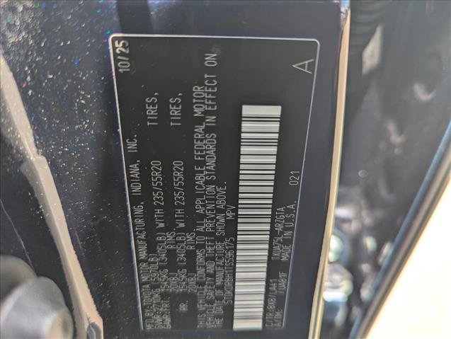 Certified 2026 Toyota Highlander Platinum AWD/4WD image 16