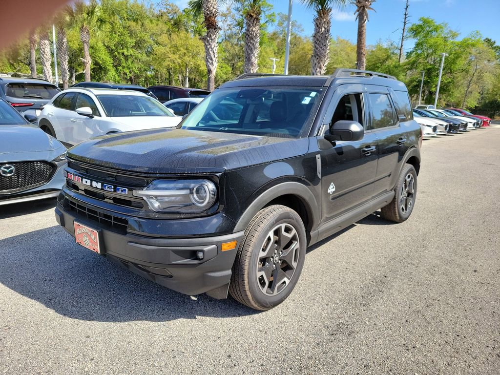 Used 2021 Ford Bronco Sport Outer Banks w/ Outer Banks Package AWD/4WD image 1