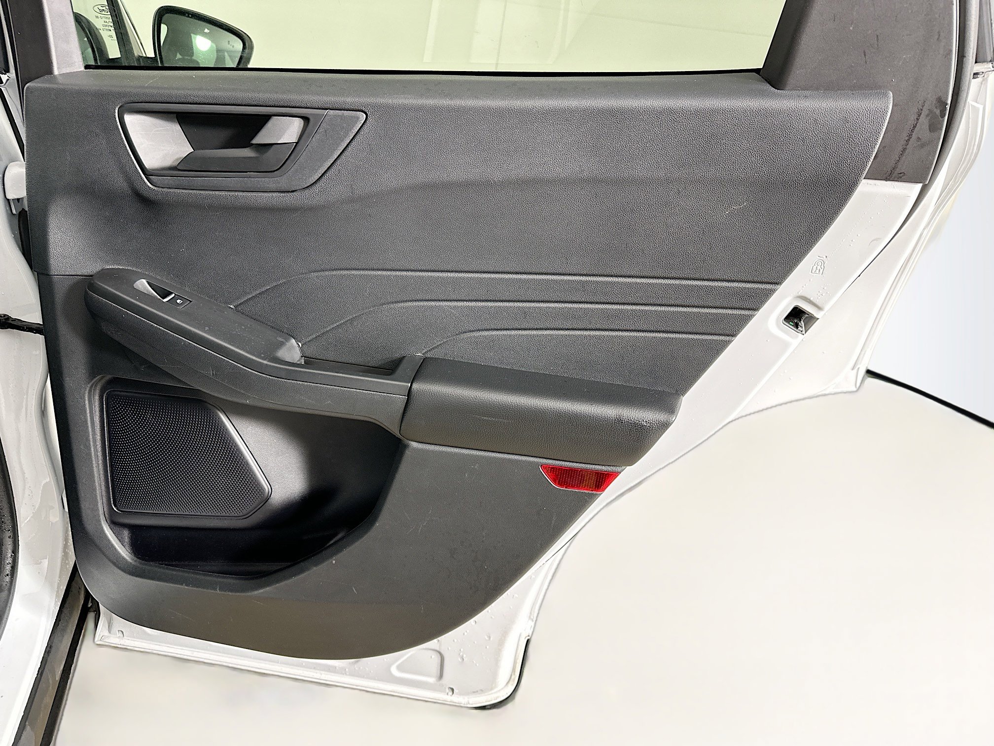 Used 2024 Ford Escape Active image 29