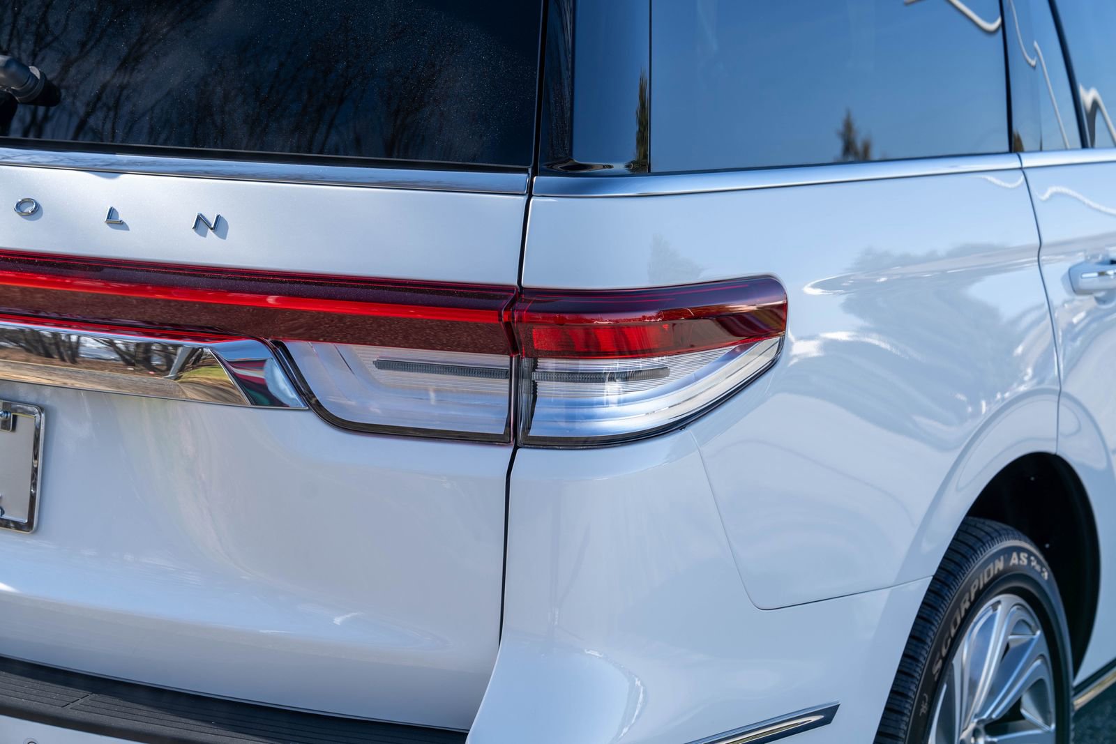 Used 2024 Lincoln Navigator Reserve image 12