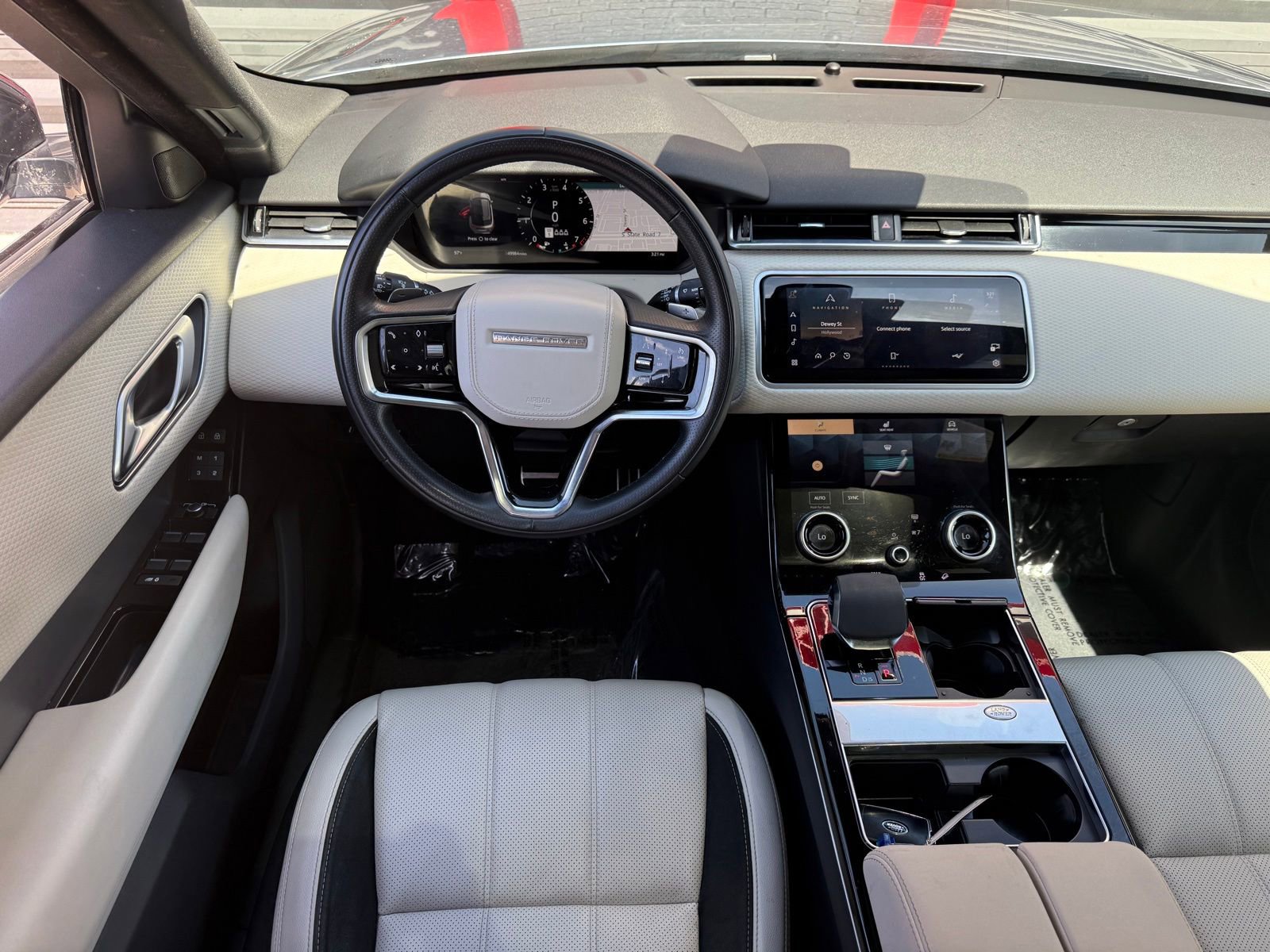 Used 2023 Land Rover Range Rover Velar R-Dynamic S AWD/4WD image 21