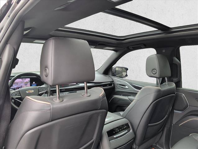 Used 2023 Cadillac Escalade Sport AWD/4WD image 18