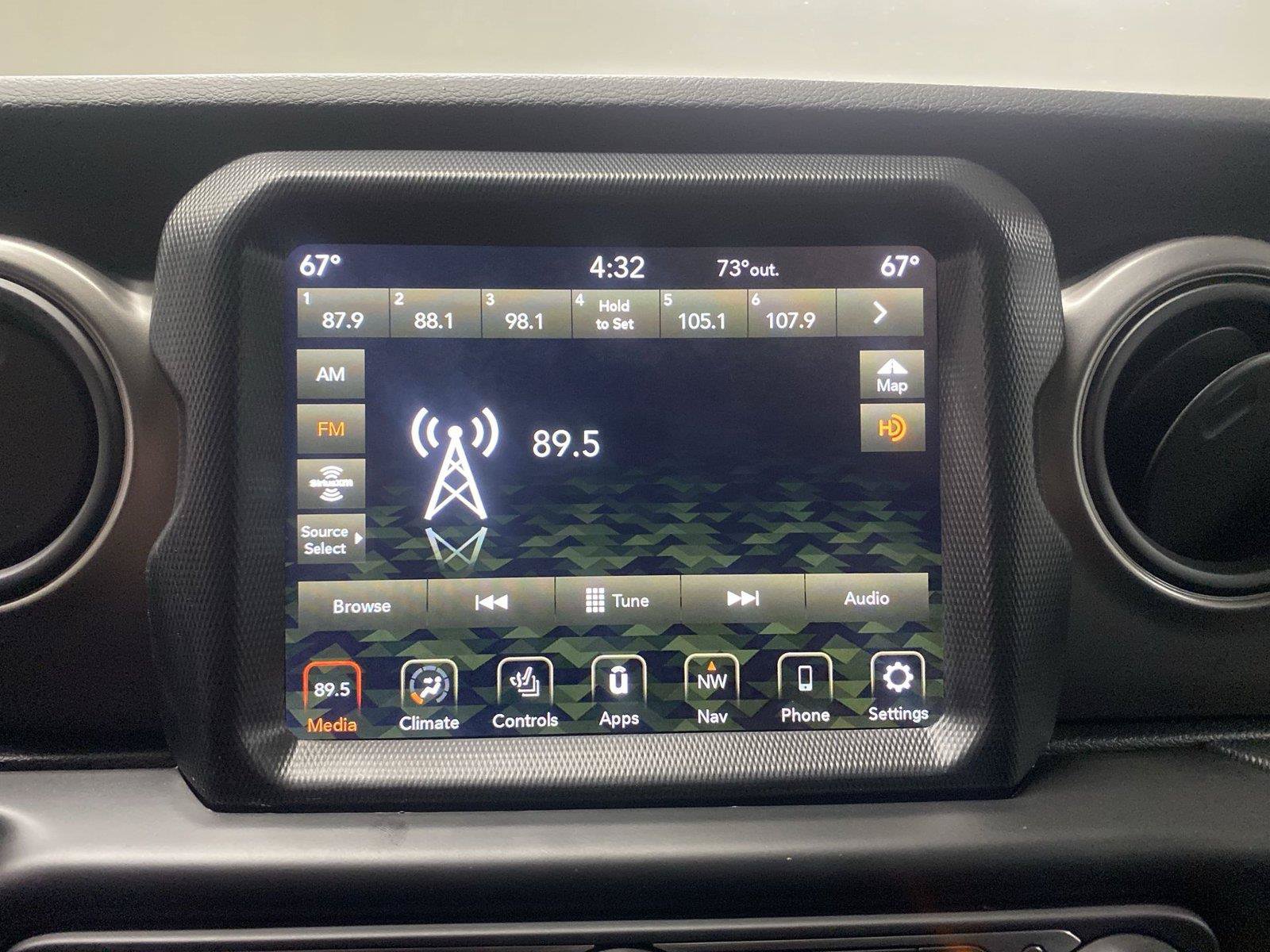 Used 2021 Jeep Wrangler Sport AWD/4WD image 16