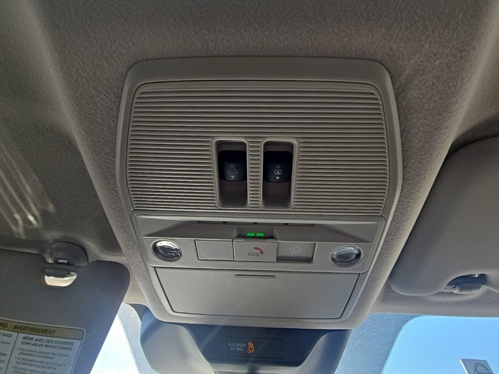 New 2026 Nissan Kicks SR image 21