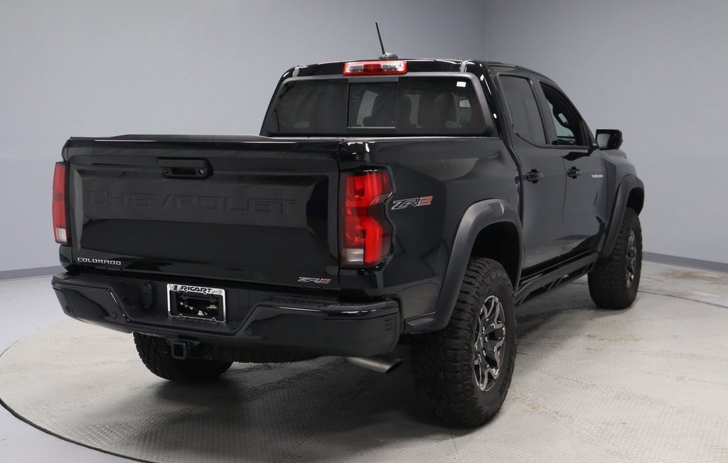 Used 2026 Chevrolet Colorado ZR2 w/ Technology Package image 12