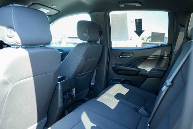 Used 2024 GMC Canyon Elevation image 23