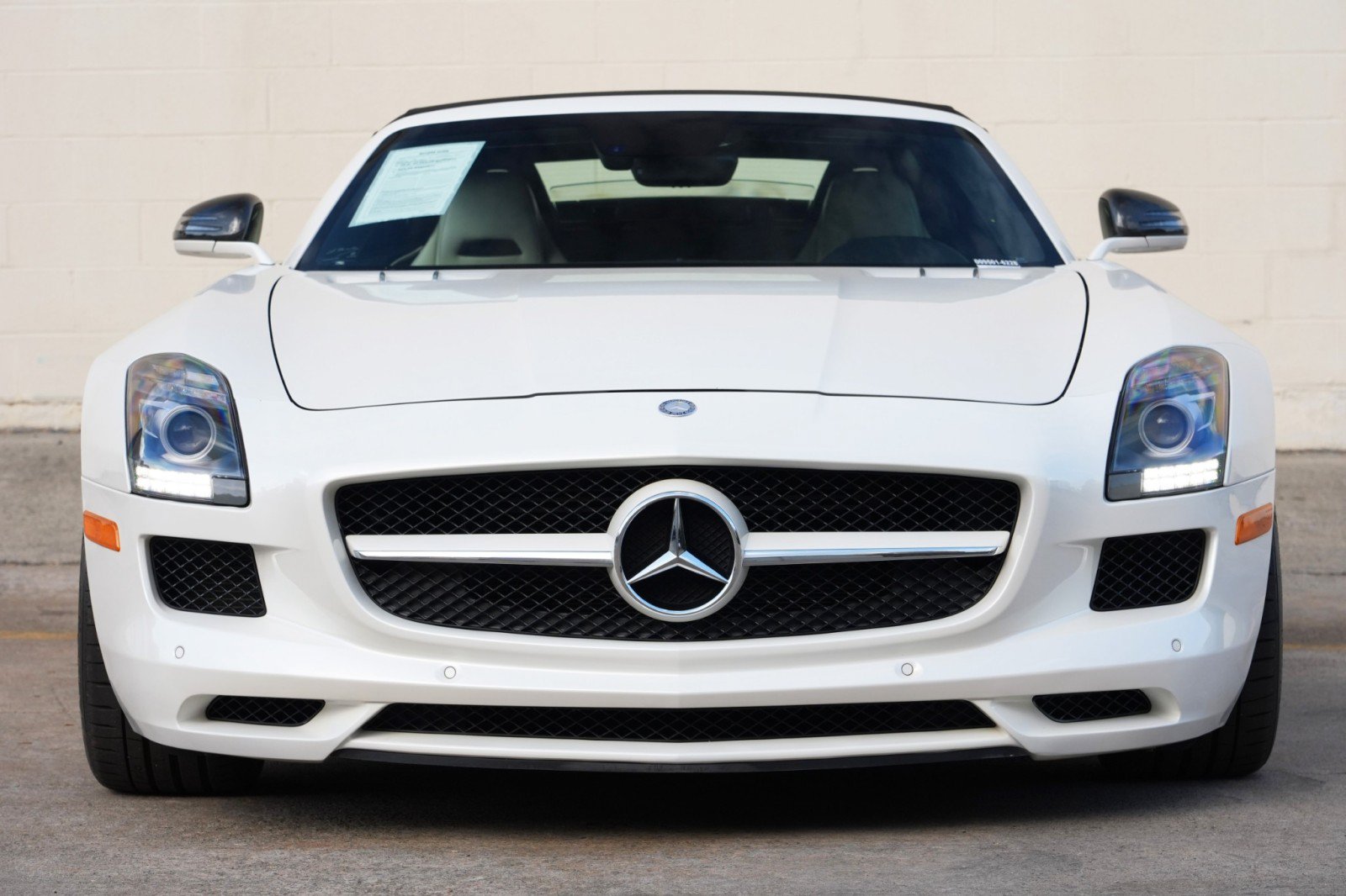 Used 2012 Mercedes-Benz SLS AMG Roadster image 7