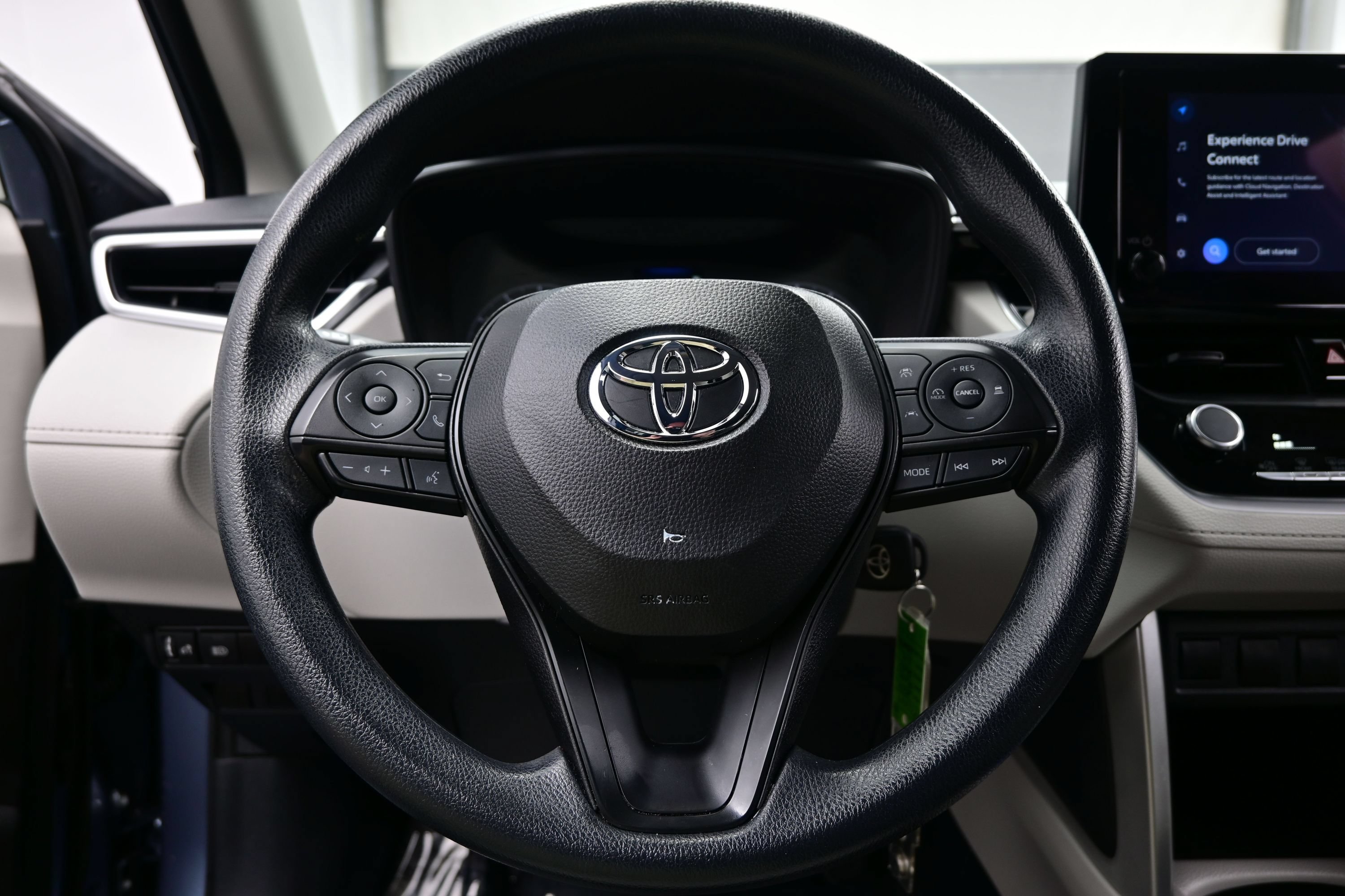Used 2024 Toyota Corolla Cross L FWD image 20