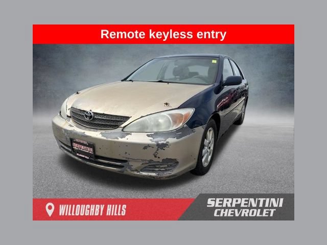Used 2002 Toyota Camry XLE FWD image 1