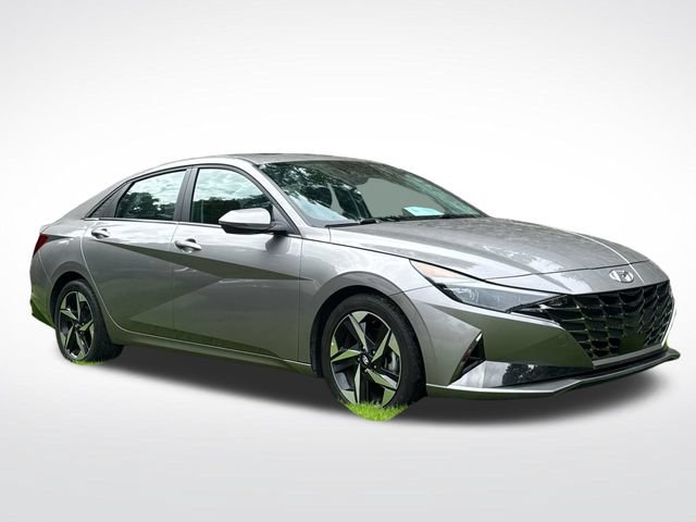 Used 2023 Hyundai Elantra Limited FWD image 9