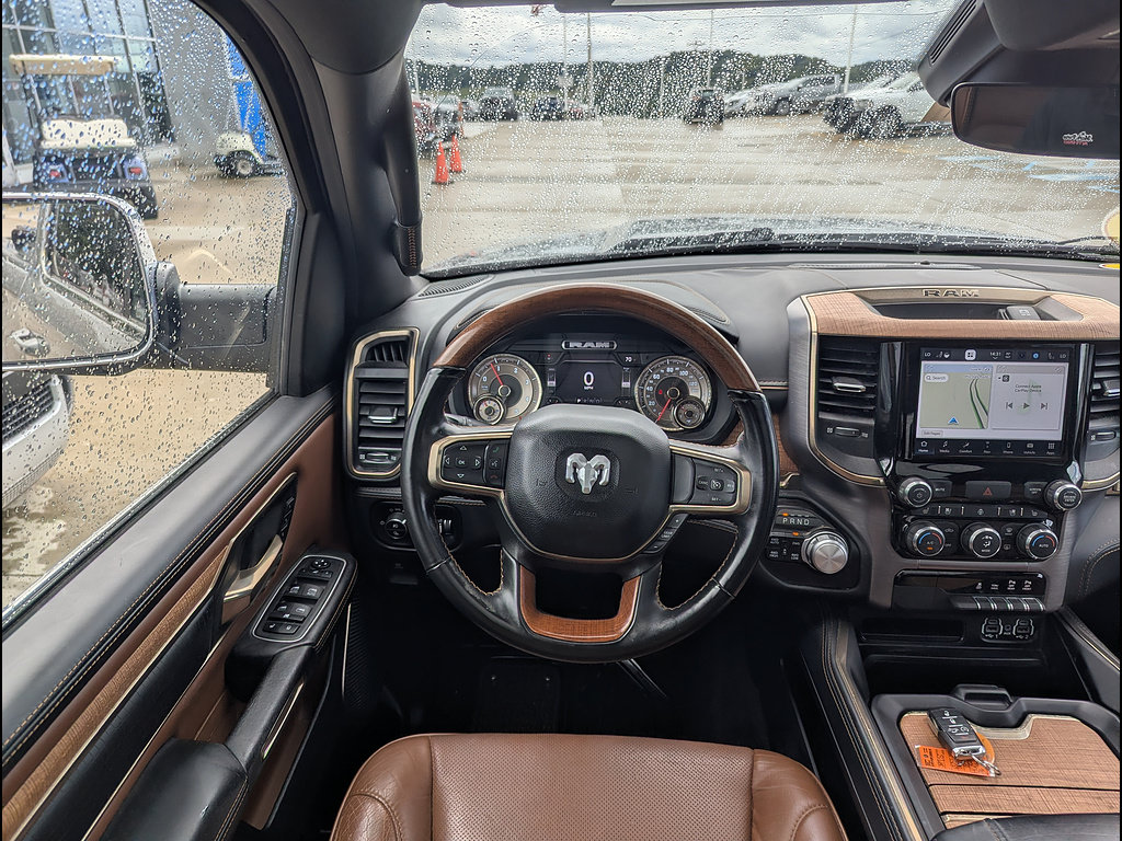Used 2022 RAM 1500 Limited w/ Body Color Bumper Group AWD/4WD image 3