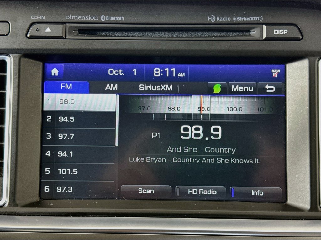 Used 2015 Hyundai Sonata Sport w/ Option Group 04 FWD image 16