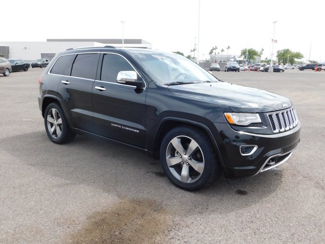 Used 2015 Jeep Grand Cherokee Overland w/ Advanced Technology Group image 3