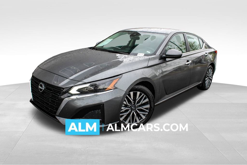 Used 2023 Nissan Altima 2.5 SV