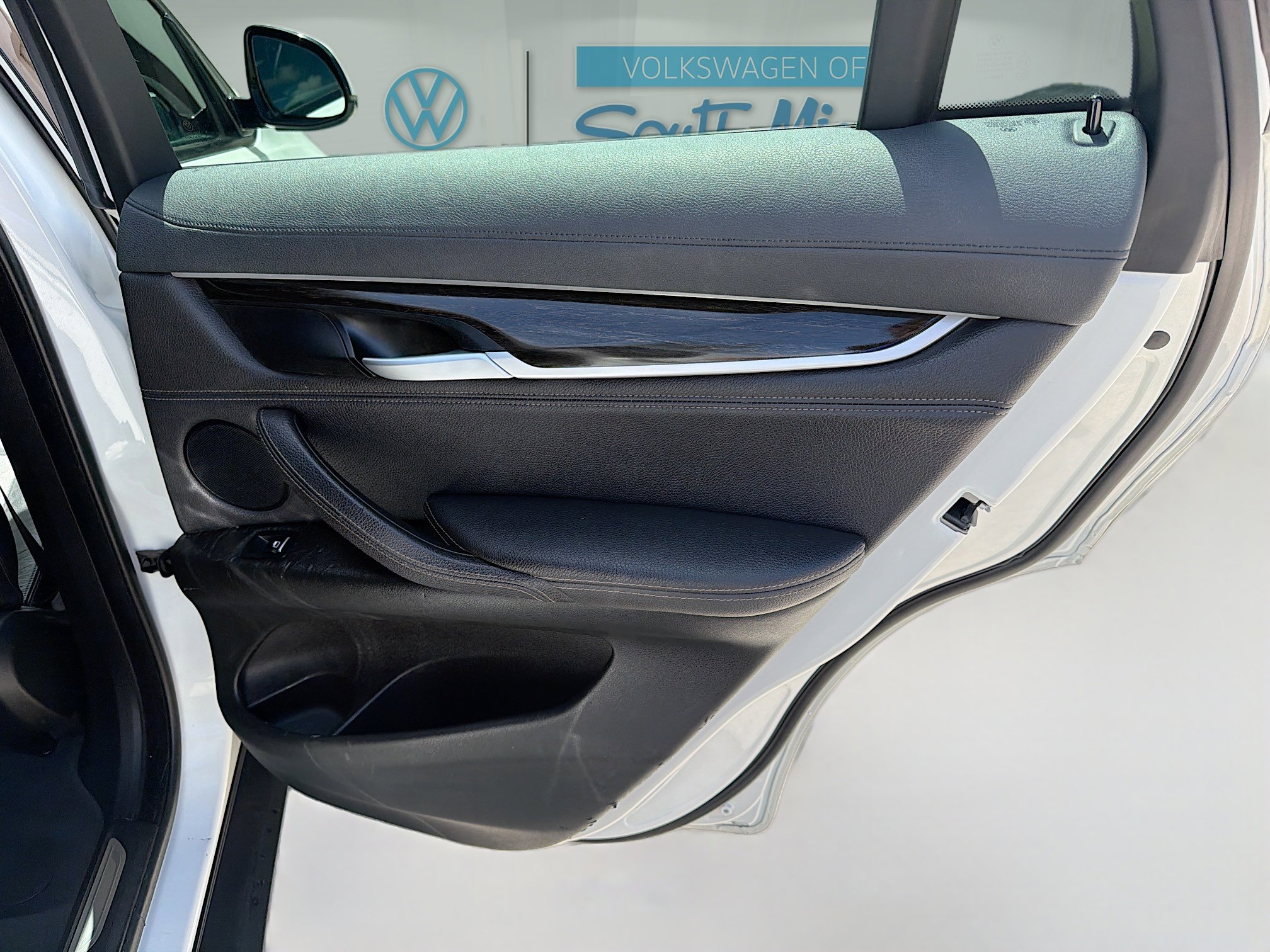 Used 2019 BMW X6 xDrive35i image 31