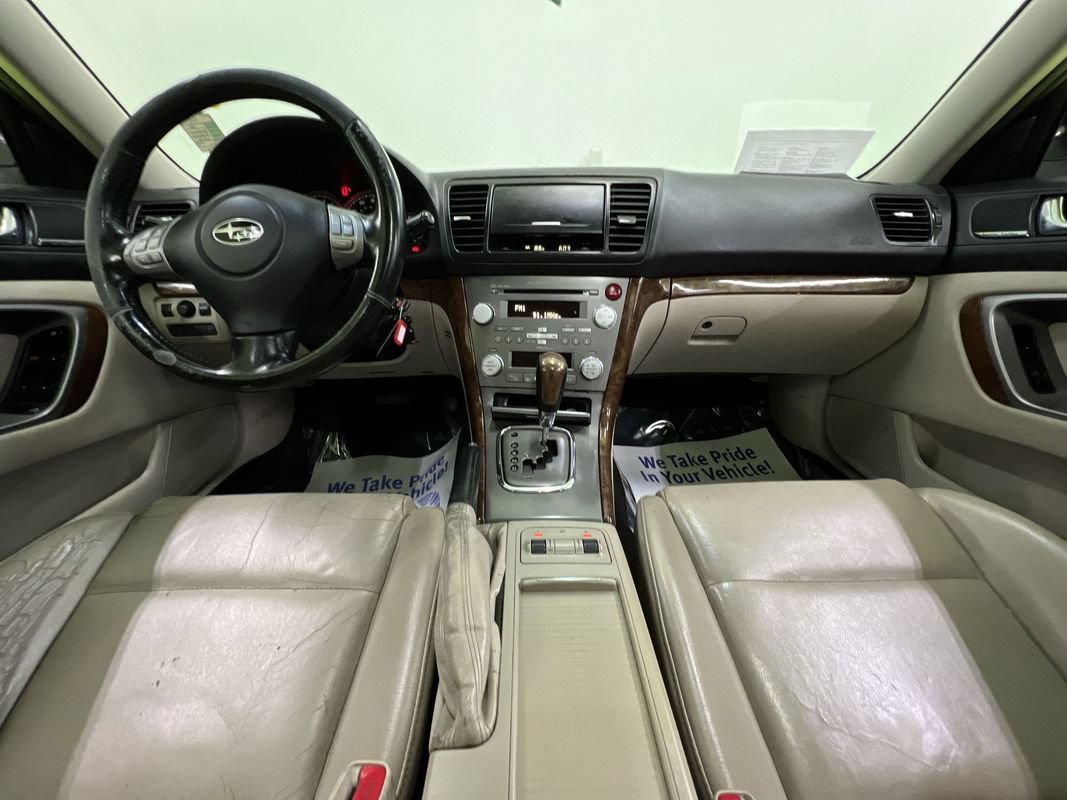 Used 2009 Subaru Outback 2.5i Limited AWD/4WD image 17