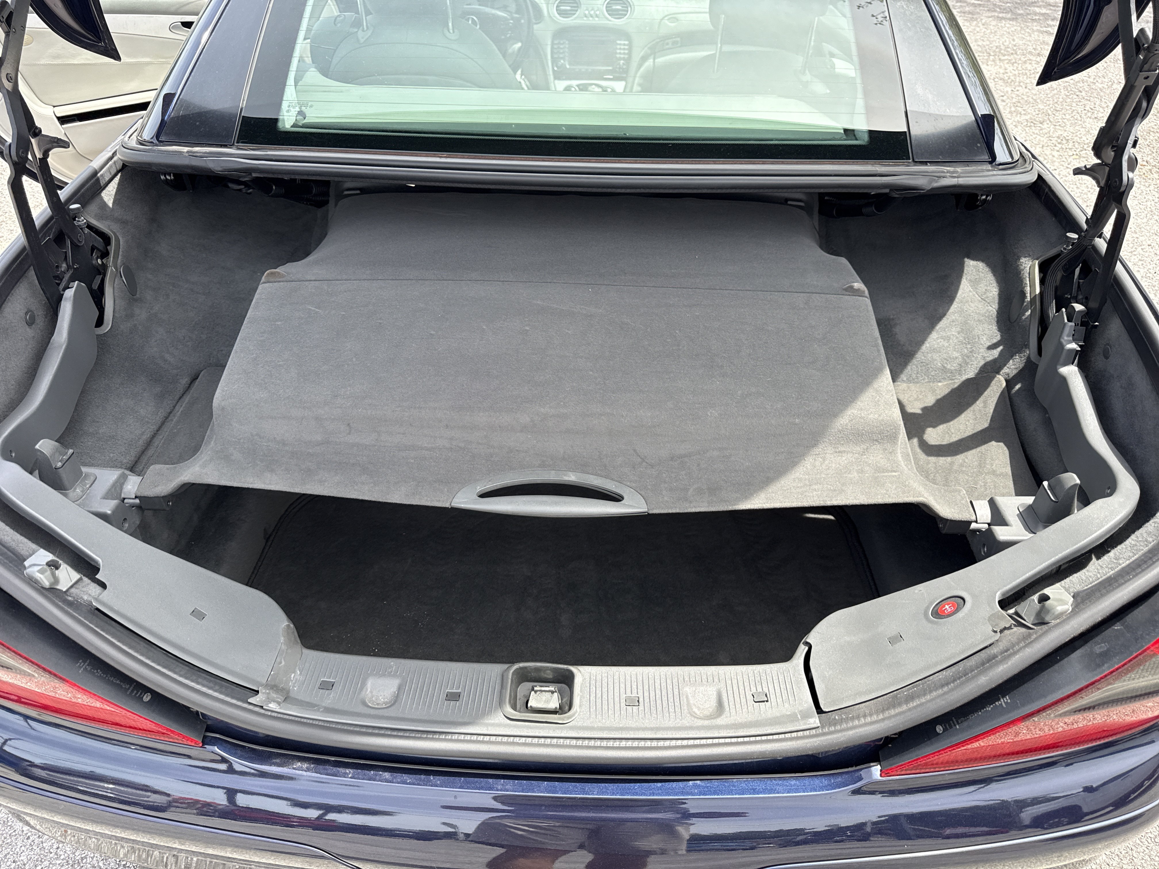 Used 2006 Mercedes-Benz SL 55 AMG image 24