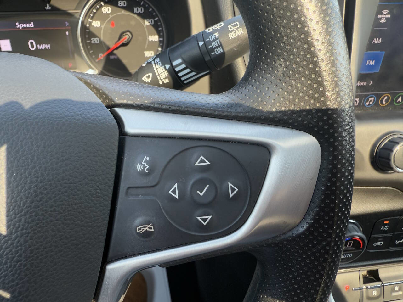 Used 2022 GMC Terrain SLE w/ Driver Convenience Package image 27