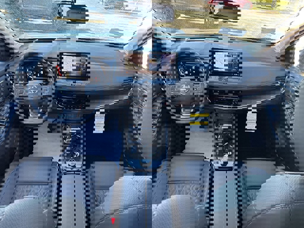 New 2026 Nissan Rogue Platinum image 20