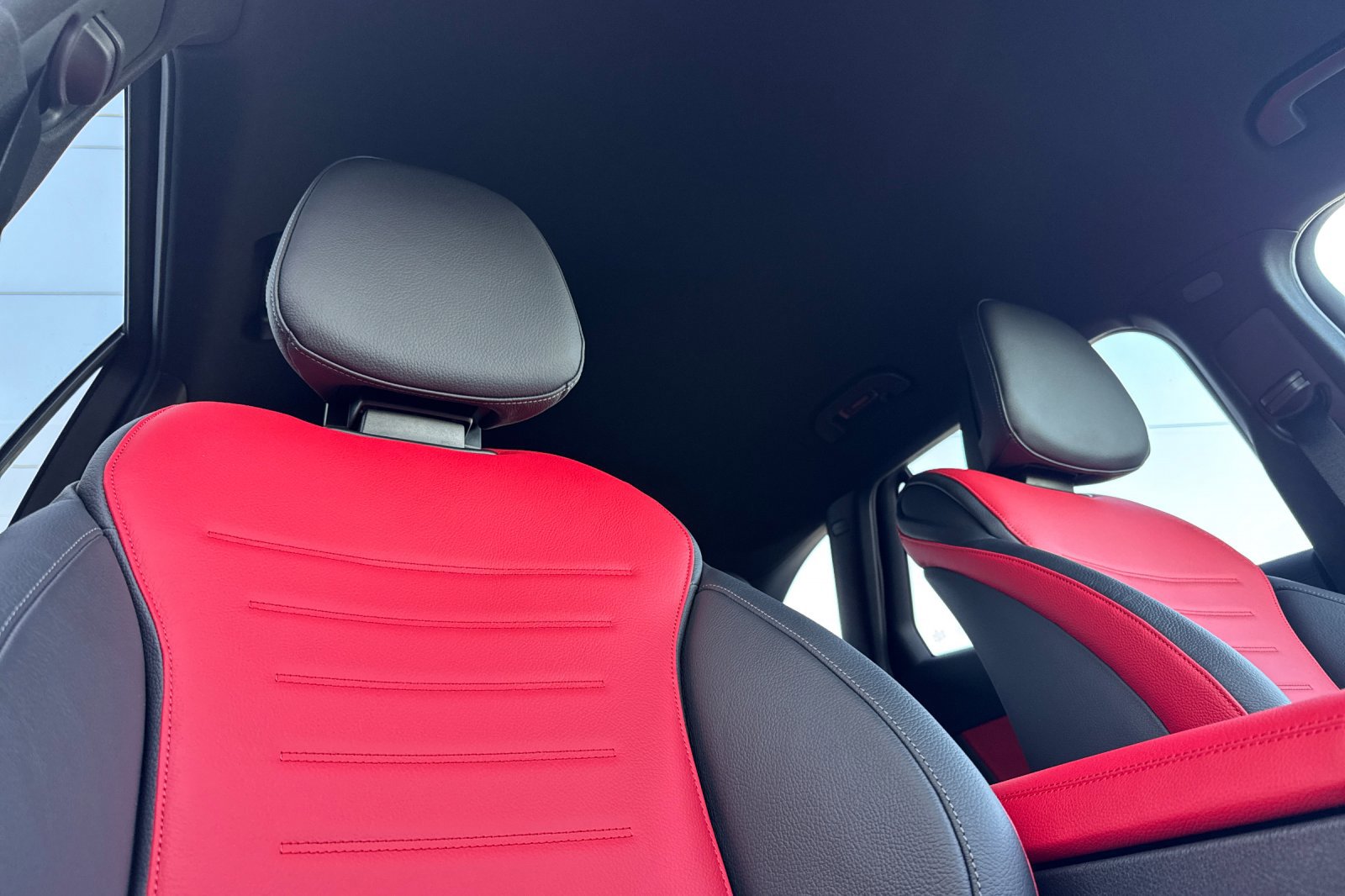 New 2026 Mercedes-Benz GLC 300 4MATIC image 17