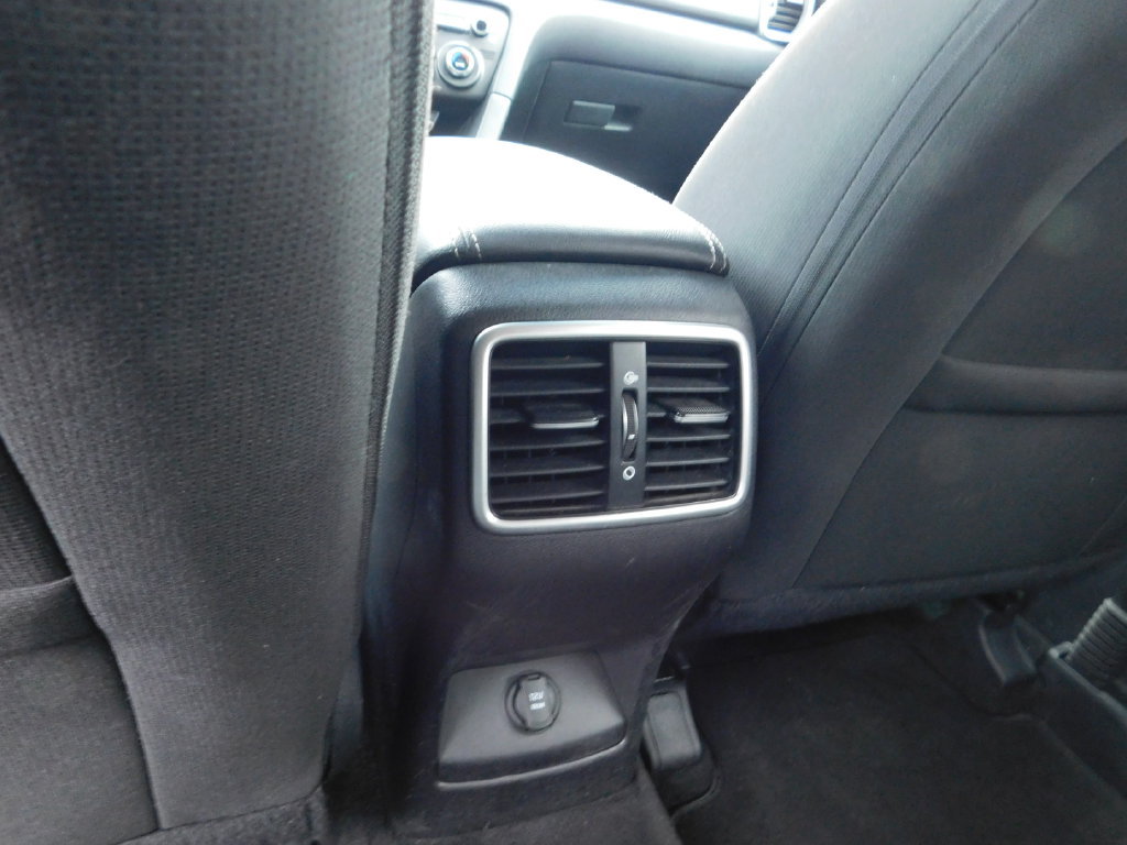 Used 2020 Kia Sportage LX w/ LX Popular Package AWD/4WD image 11