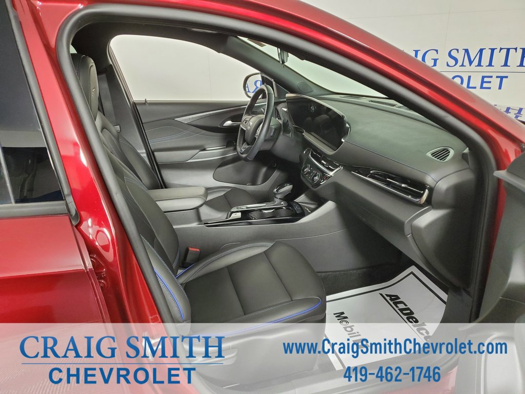 Used 2024 Buick Envista Sport Touring image 38