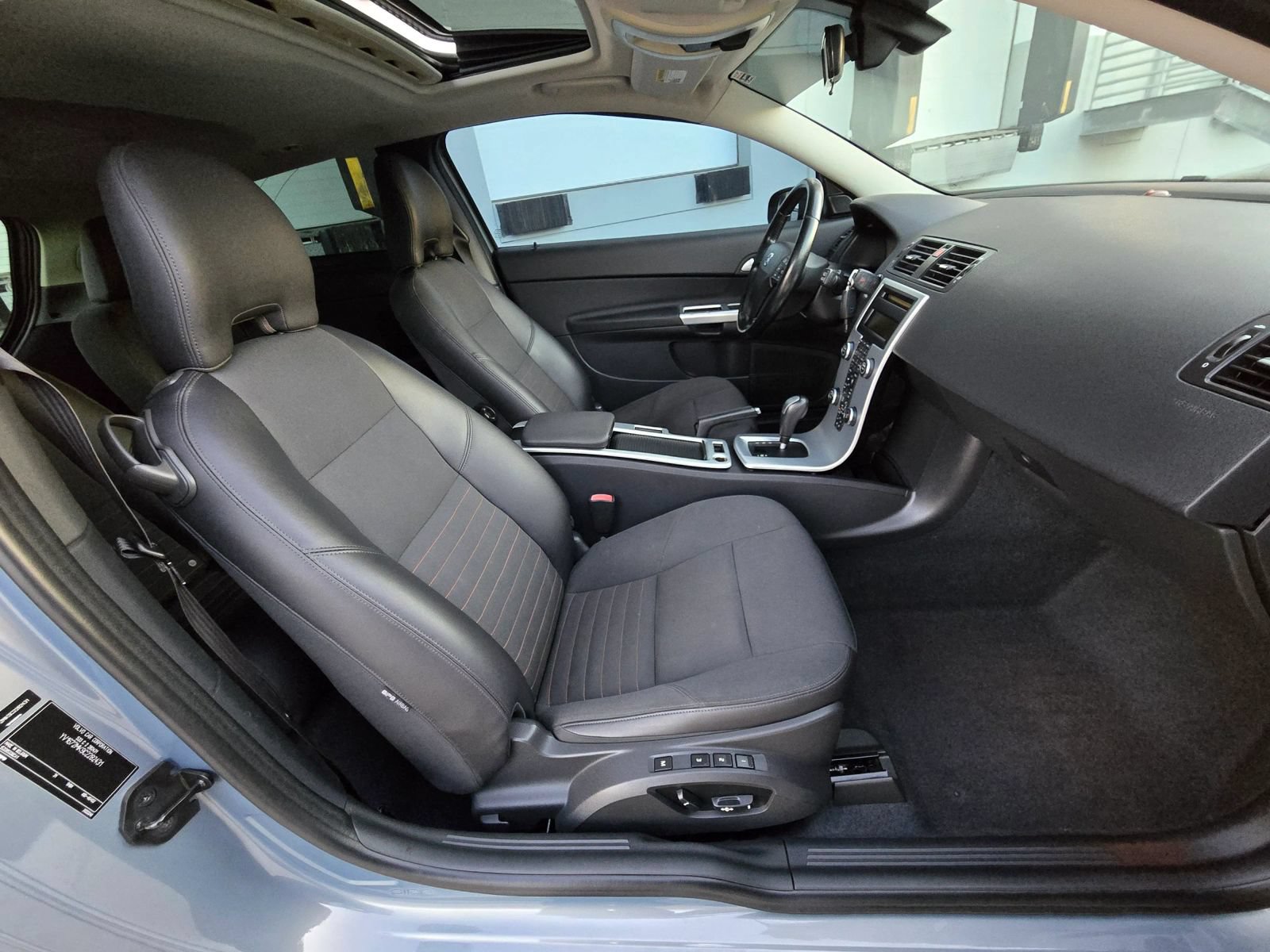 Used 2012 Volvo C30 FWD image 20