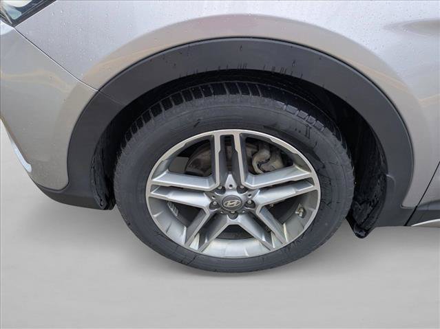 Used 2019 Hyundai Santa Fe XL AWD/4WD image 10