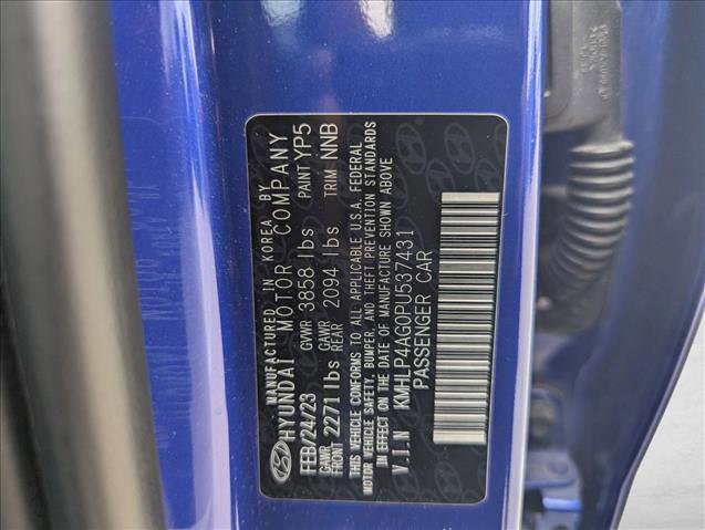 Used 2023 Hyundai Elantra Limited image 17