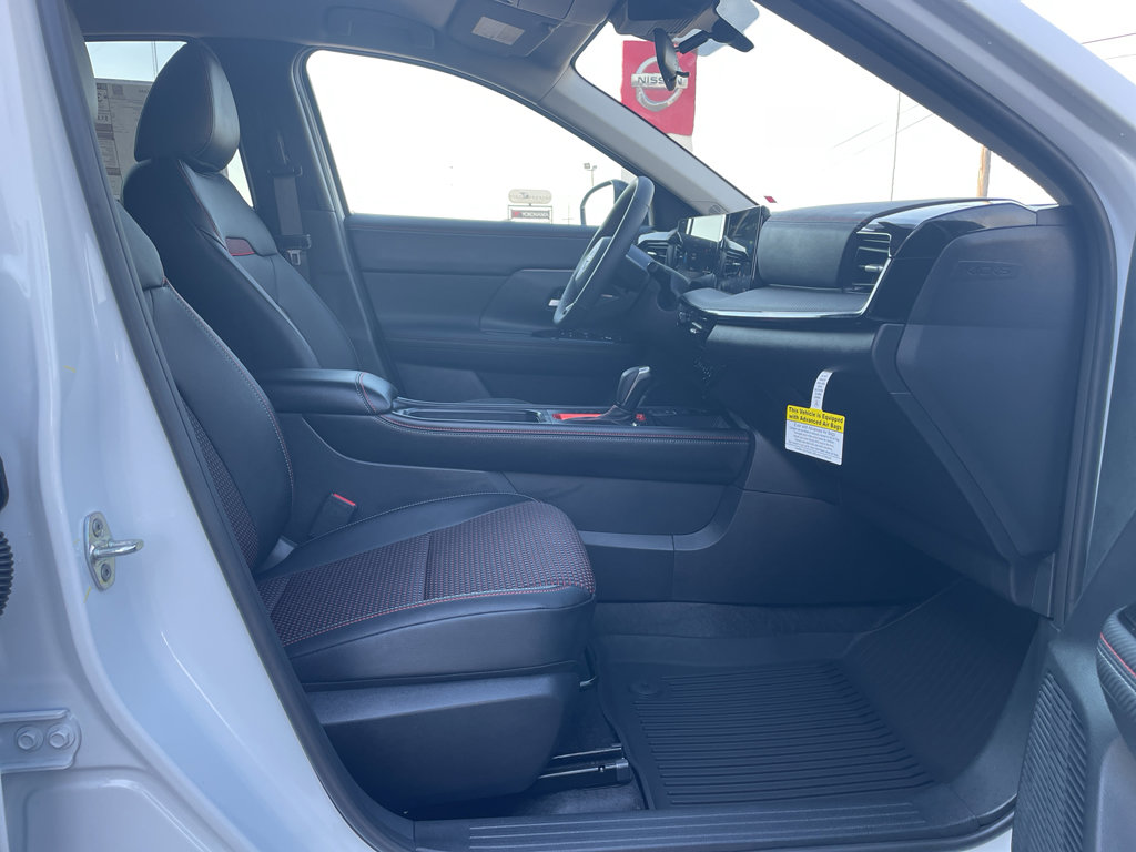 New 2026 Nissan Kicks SR w/ Cold Weather Package image 22