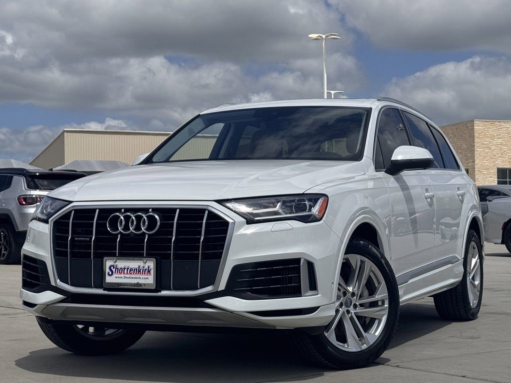 Used 2020 Audi Q7 3.0T Premium Plus w/ Premium Plus Package image 2