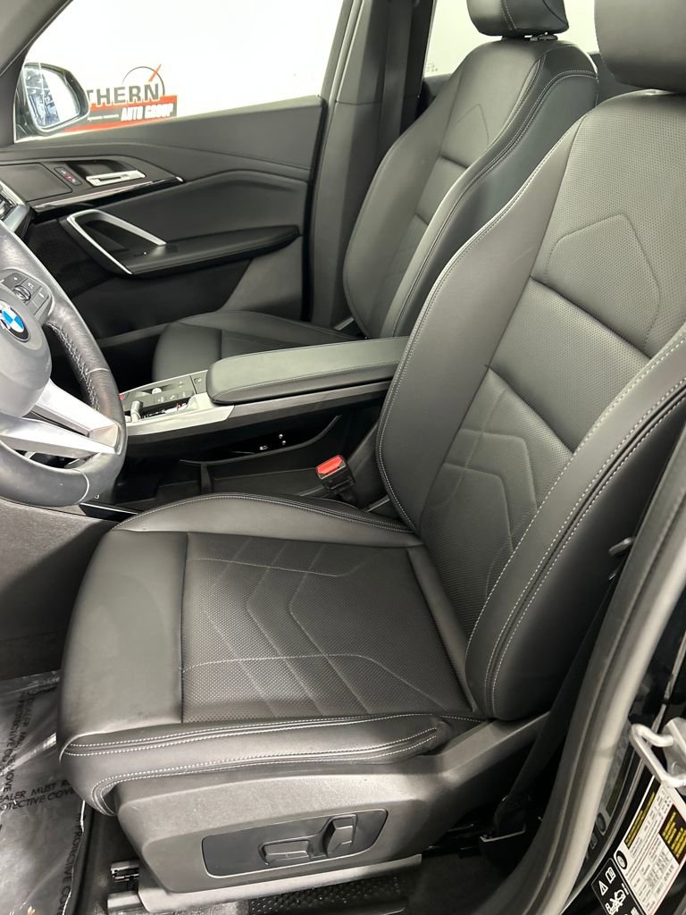 Used 2025 BMW X1 xDrive28i image 11