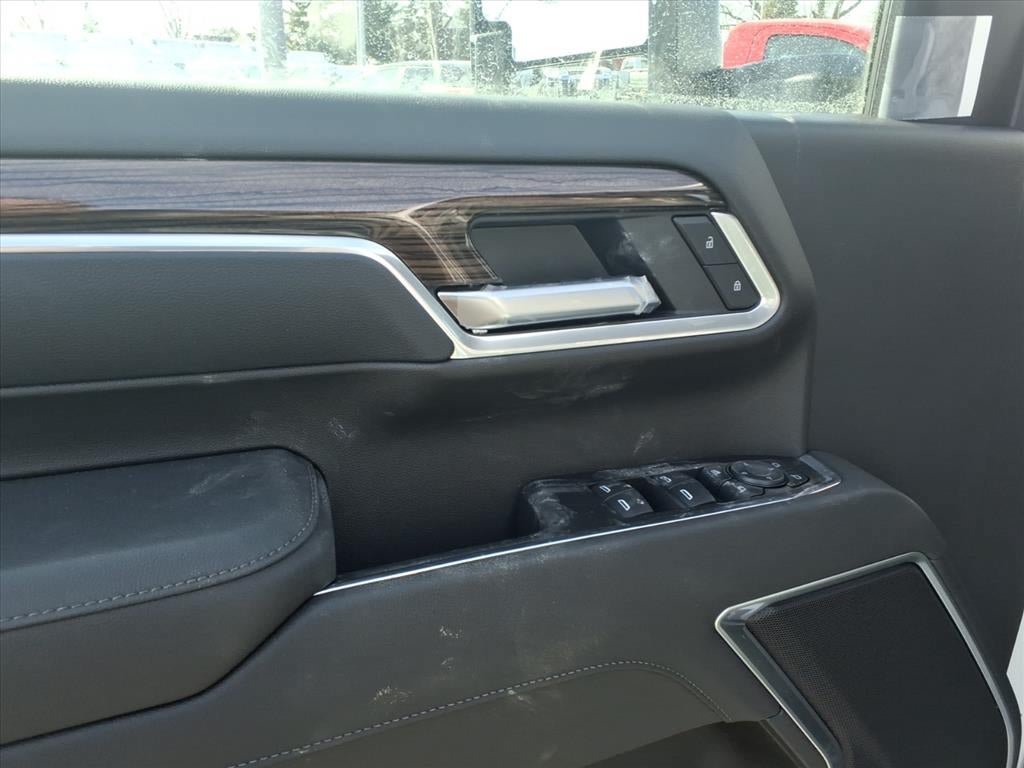New 2026 Chevrolet Silverado 3500 LT w/ All Star Edition AWD/4WD image 9
