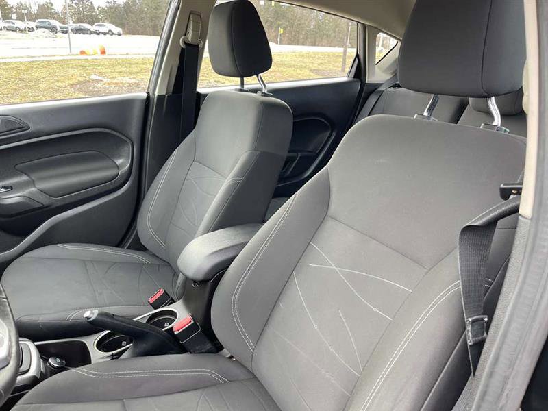 Used 2016 Ford Fiesta SE image 55