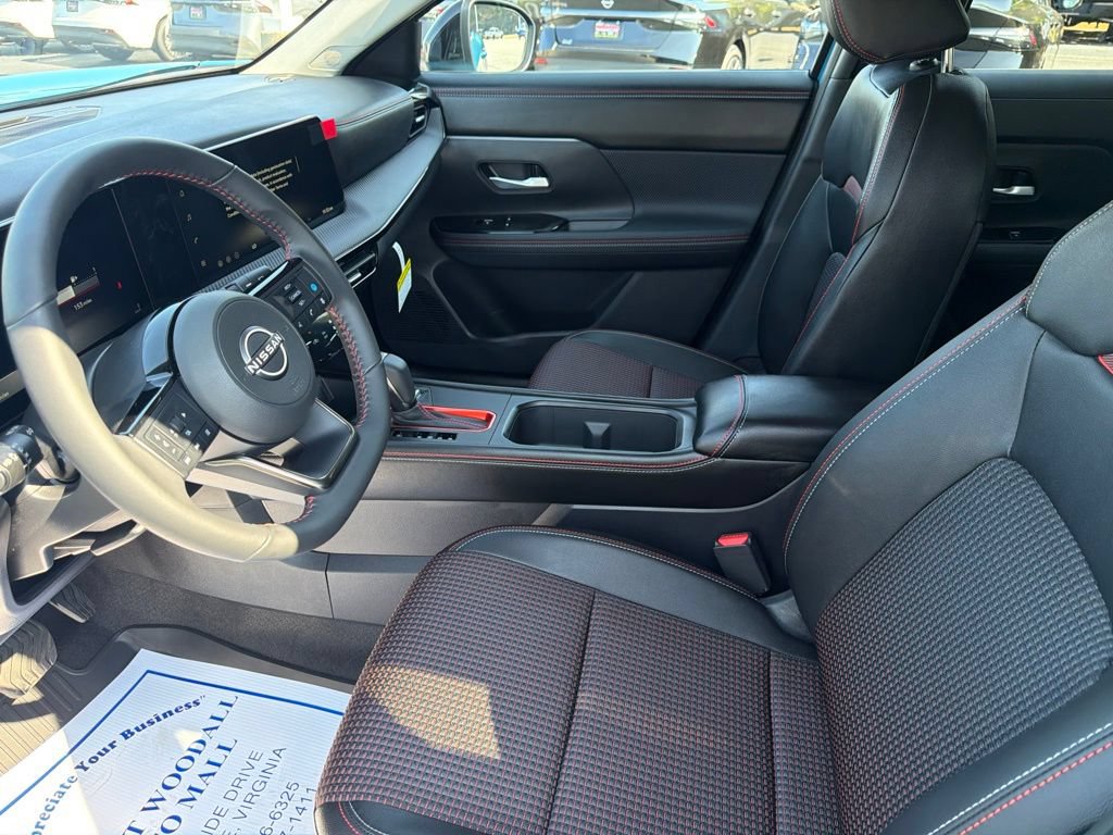 New 2026 Nissan Kicks SR FWD image 14