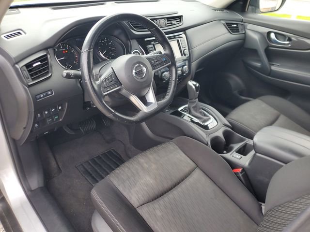 Used 2020 Nissan Rogue SV w/ Premium Package FWD image 16