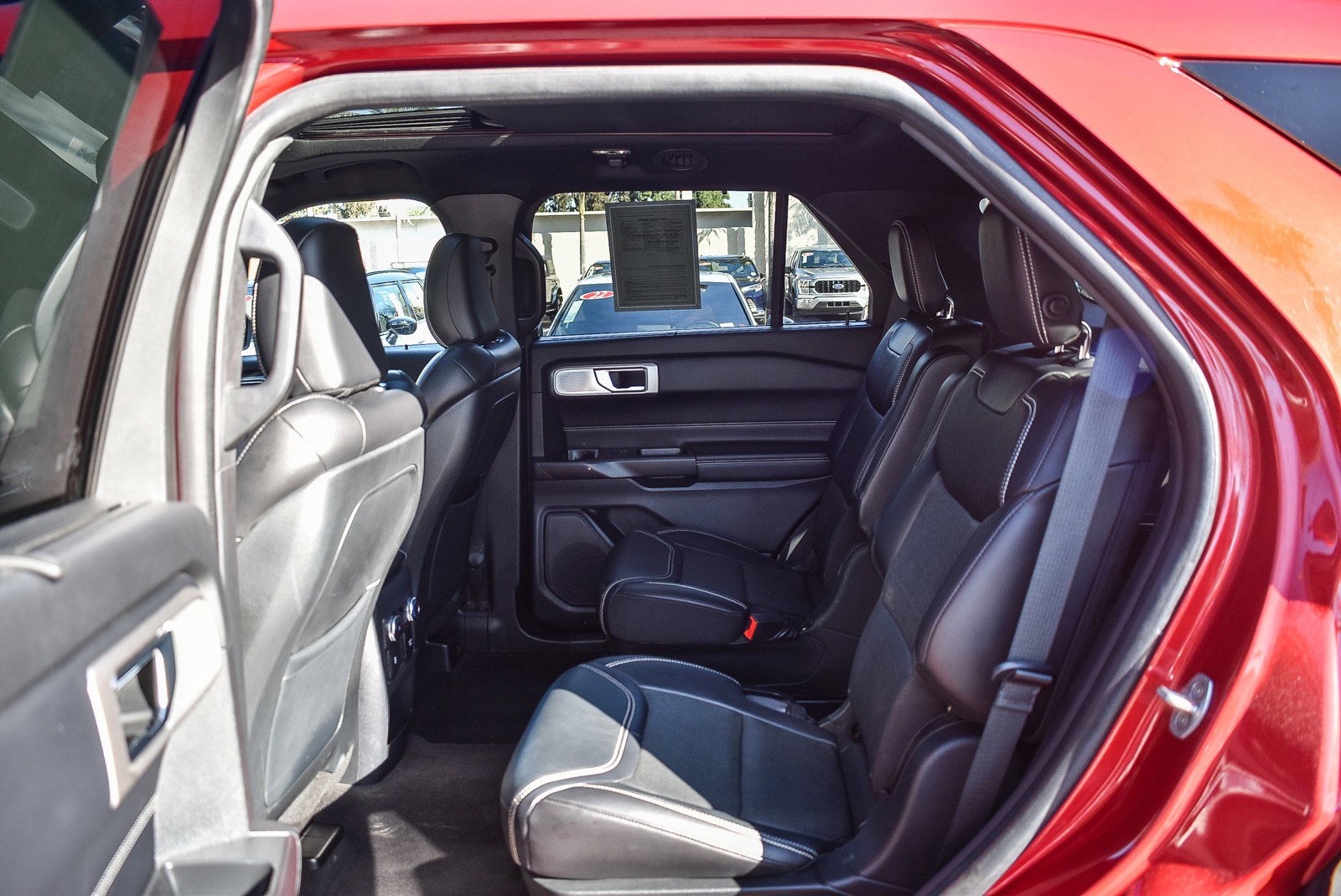 Used 2020 Ford Explorer ST w/ Premium Technology Package image 16