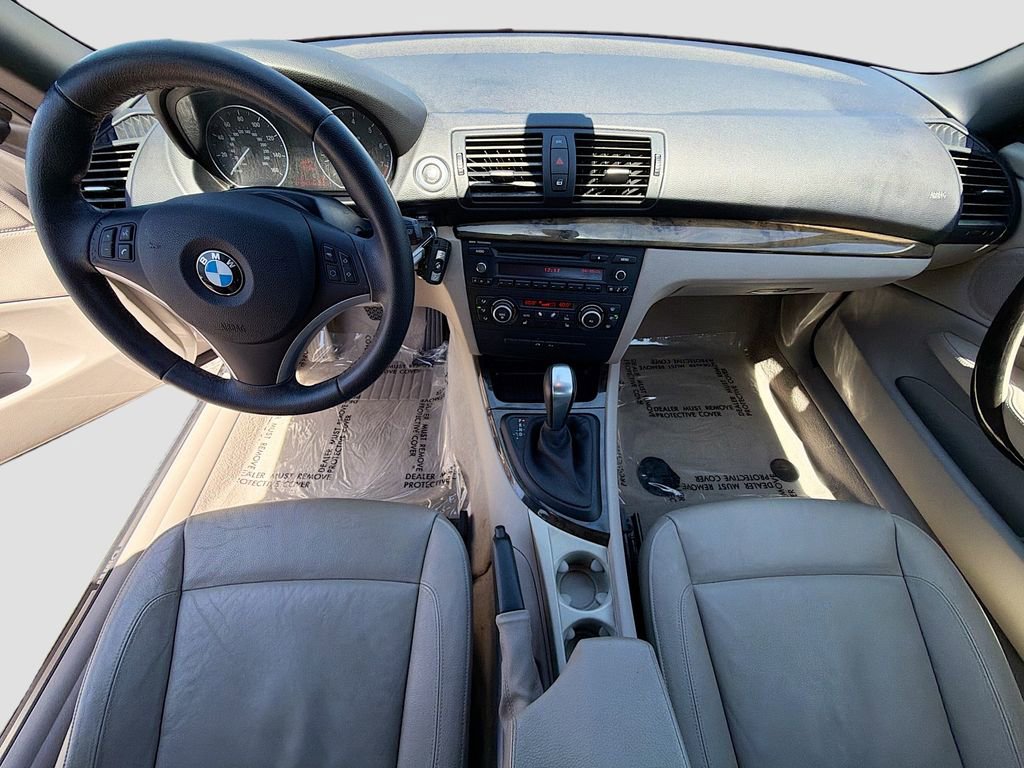 Used 2011 BMW 128i Convertible image 15