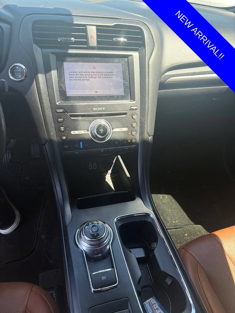 Used 2019 Ford Fusion Titanium FWD image 9