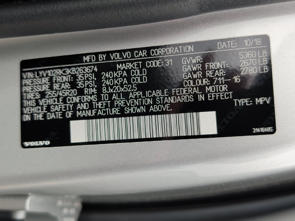 Used 2019 Volvo XC60 T5 Momentum w/ Premium Package AWD/4WD image 40