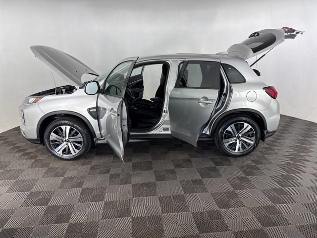 Used 2023 Mitsubishi Outlander Sport SE AWD/4WD image 9