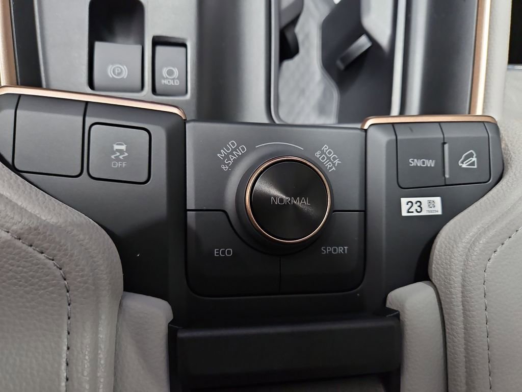 New 2026 Toyota Grand Highlander AWD Hybrid image 24