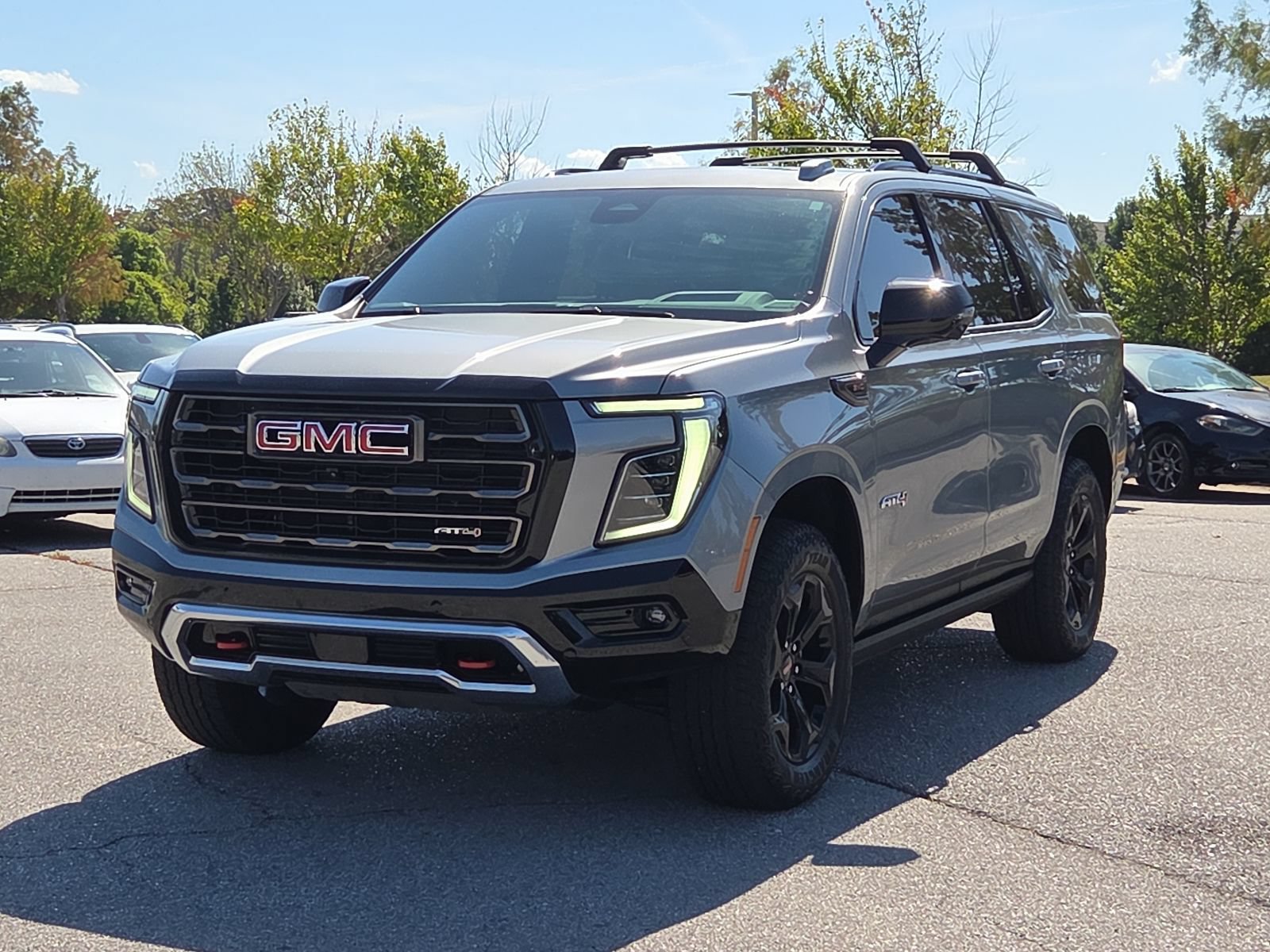 Used 2026 GMC Yukon AT4 Ultimate w/ LPO, Floor Liner Package AWD/4WD image 2