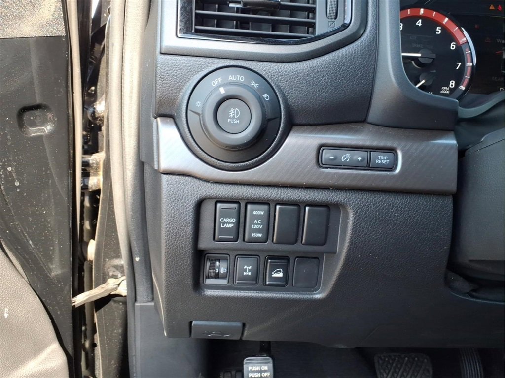 Used 2024 Nissan Titan PRO-4X w/ Off Road Protection Package image 19