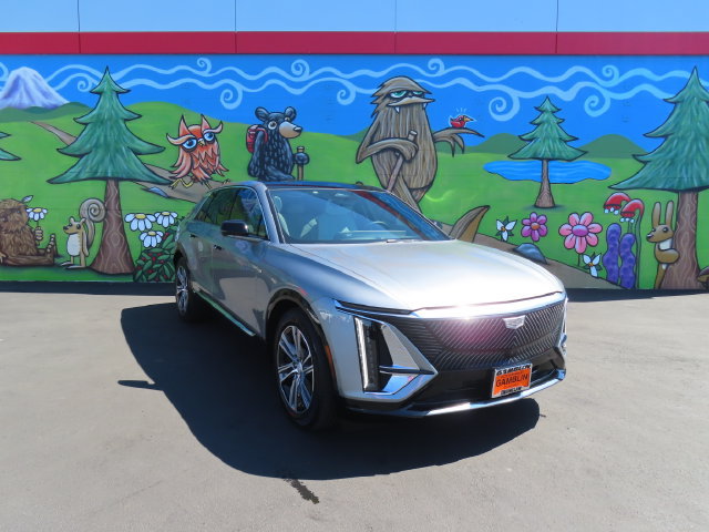 Certified 2024 Cadillac Lyriq Luxury w/ LPO, Floor Liner Package AWD/4WD image 48