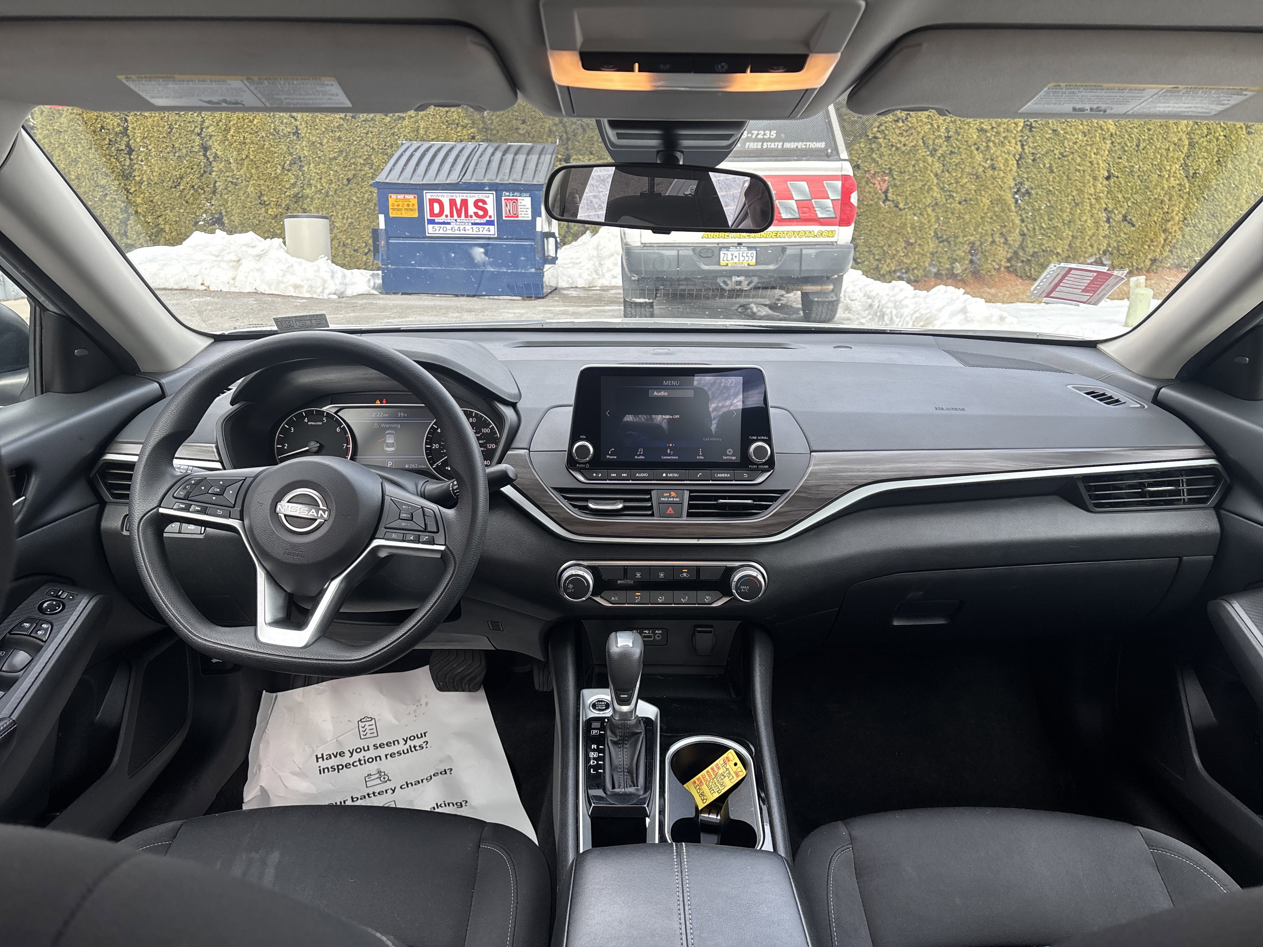 Used 2024 Nissan Altima 2.5 SV image 15